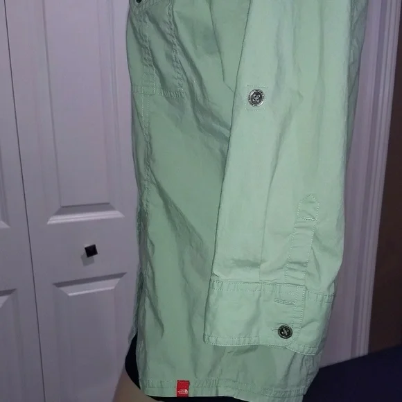 Women's Northface blouse - Picture 3 of 4